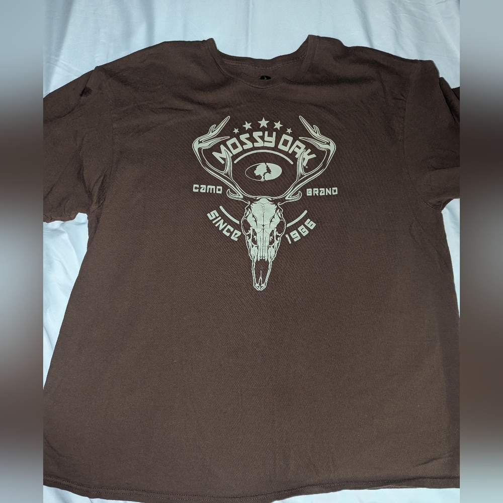Mossy Oak‎ Men's XXL Brown Graphic Front Cow Skull Short Sleeve T-shirt